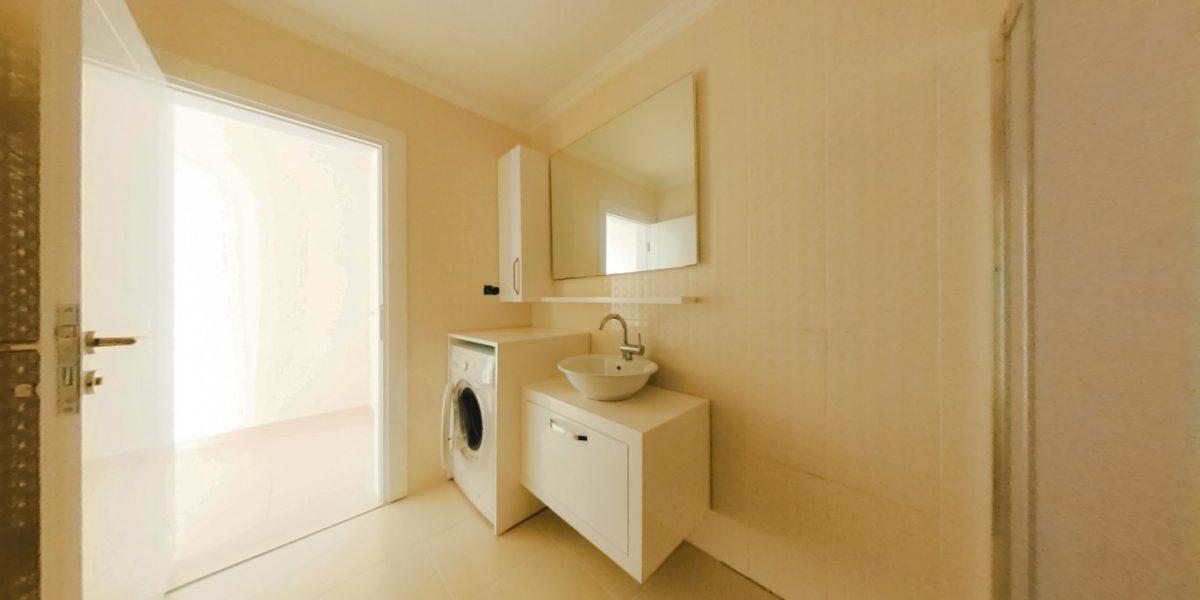 MAY368 - Photo 18