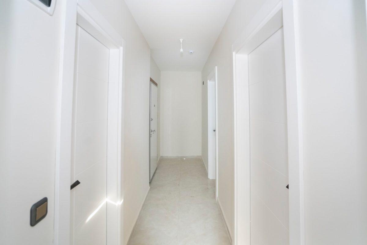 MAY369 - Photo 24