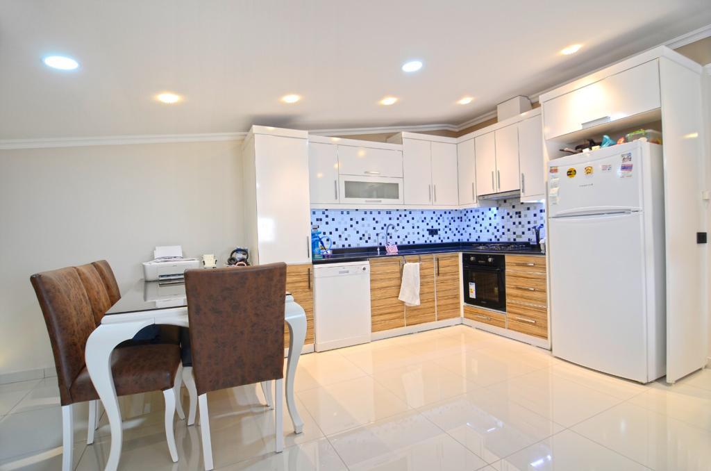 MAY366 - Photo 14