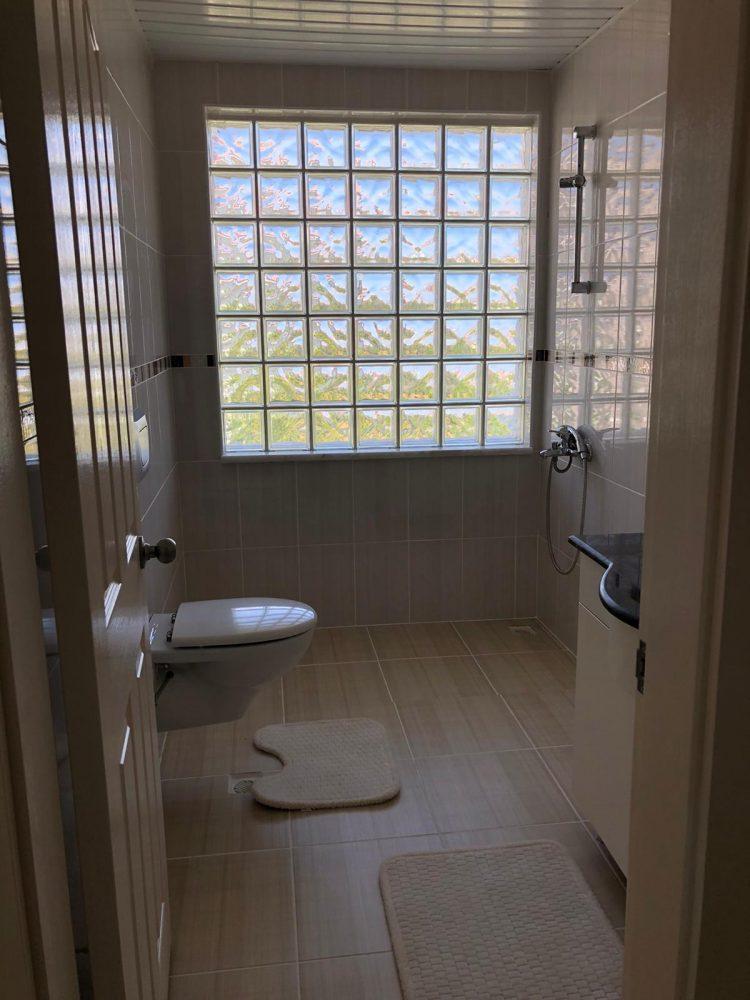 MAY479 - Photo 20