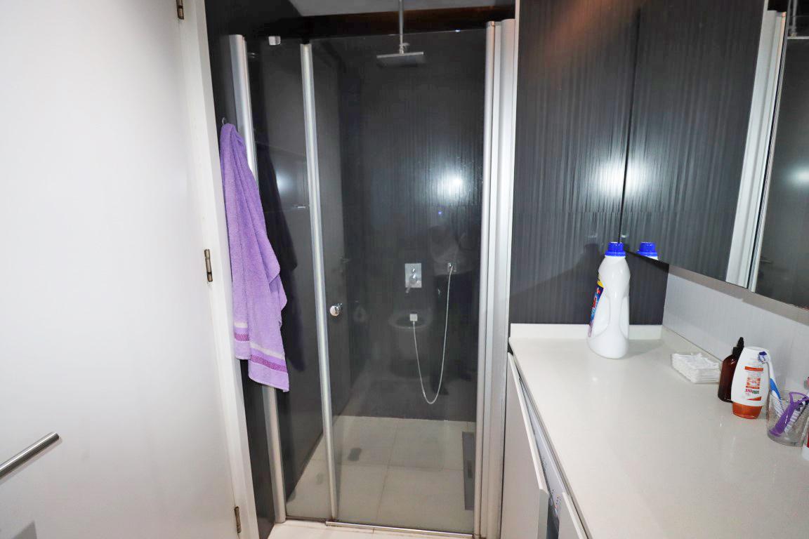 MAY482 - Photo 29