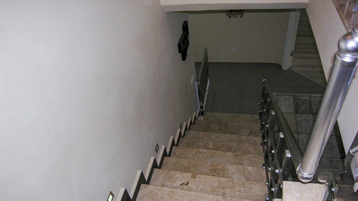 MAY452 - Photo 39