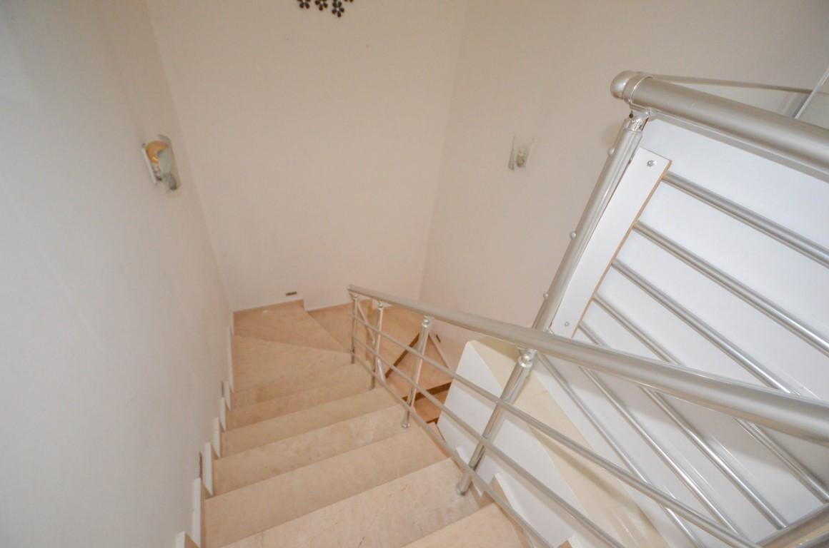 MAY464 - Photo 15