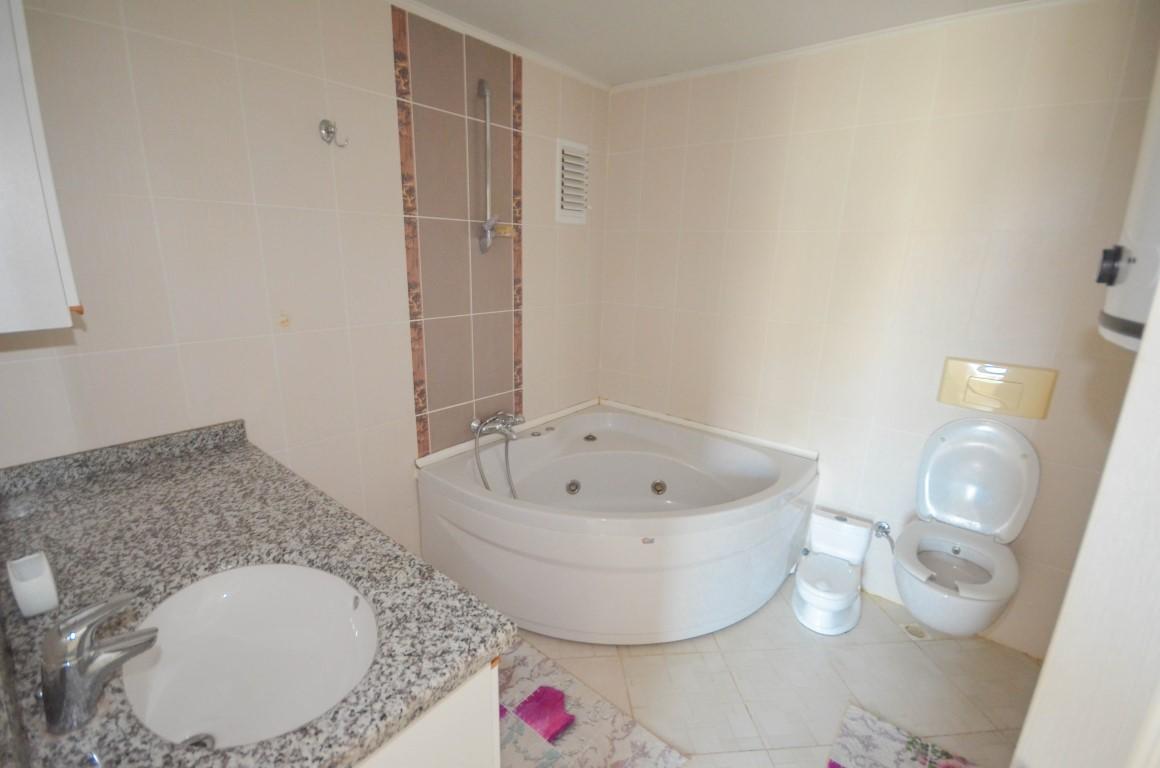 MAY461 - Photo 23