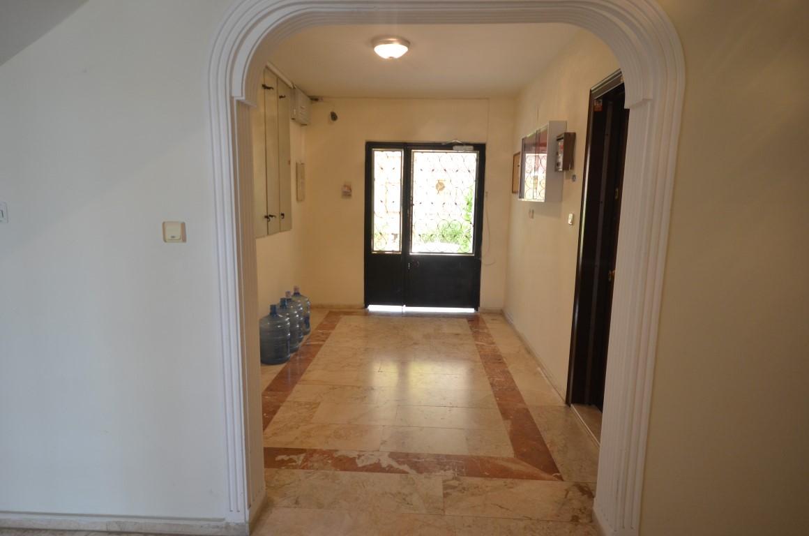MAY463 - Photo 27