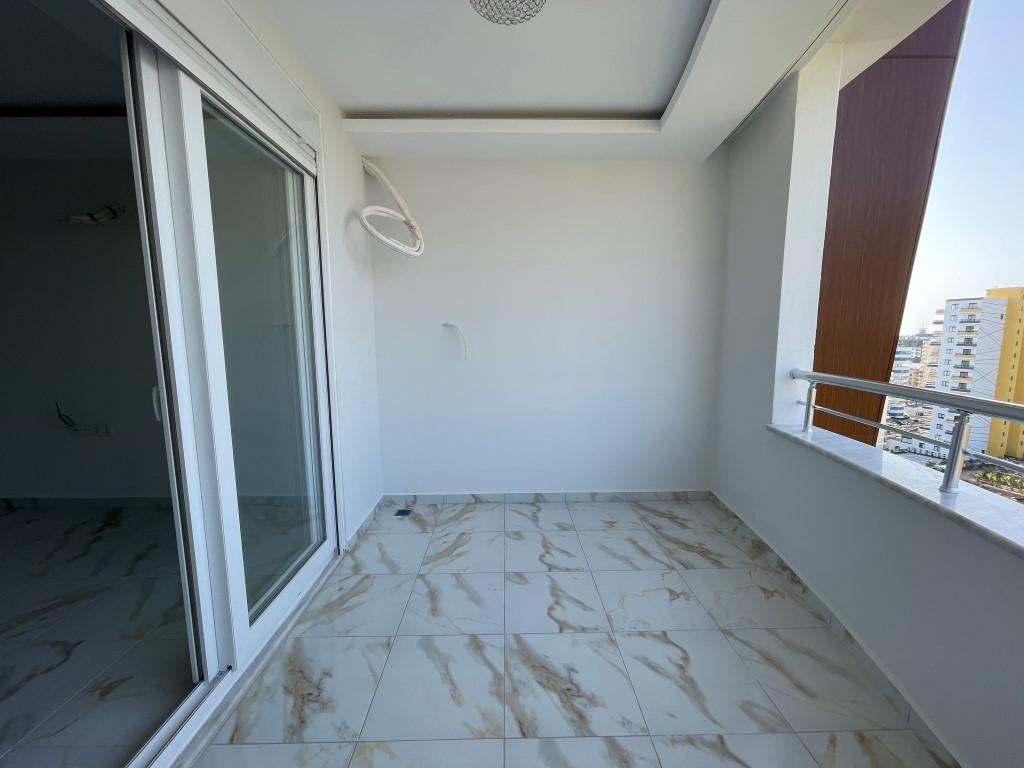 MAY543 - Photo 16