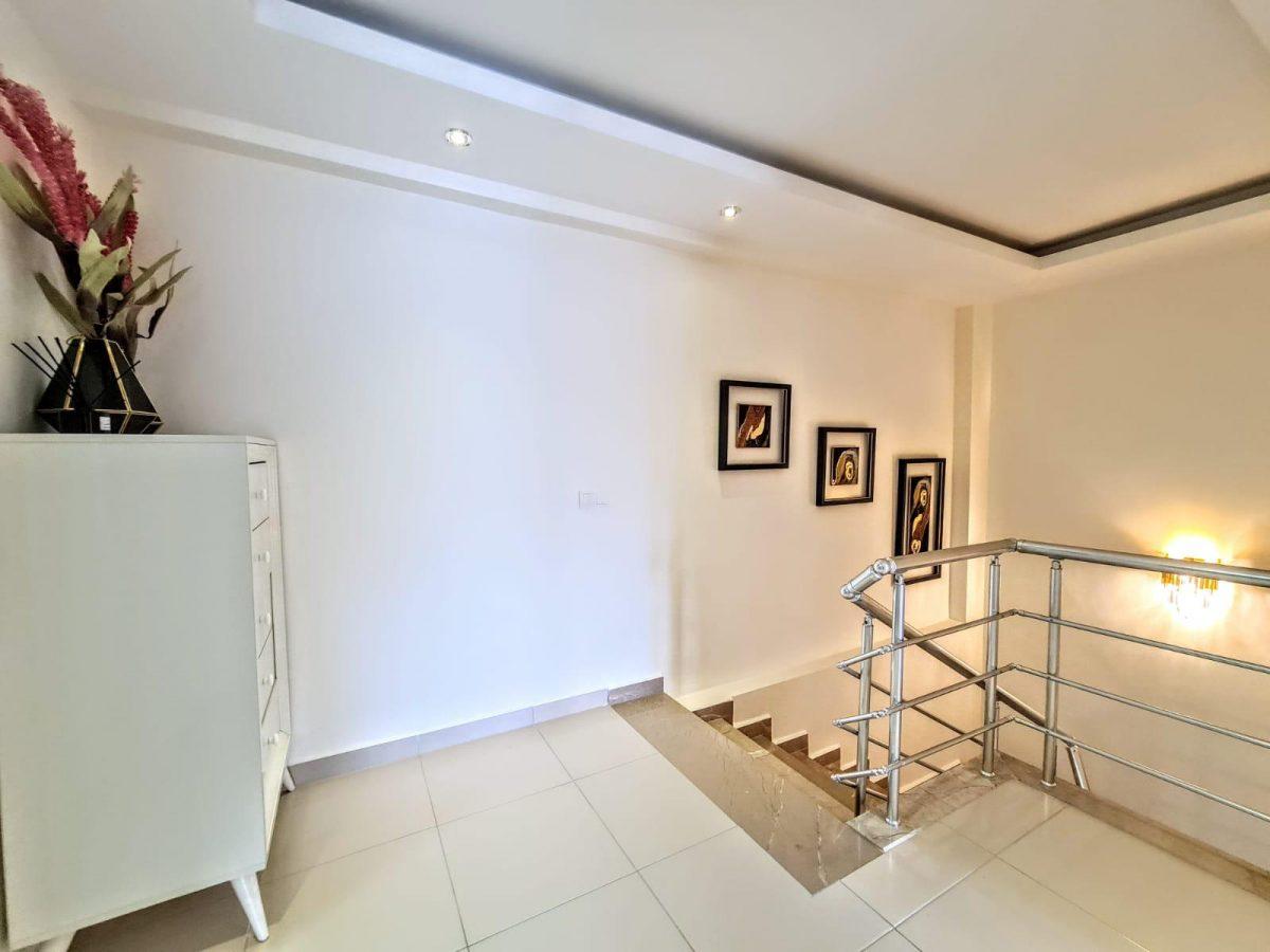MAY508 - Photo 26