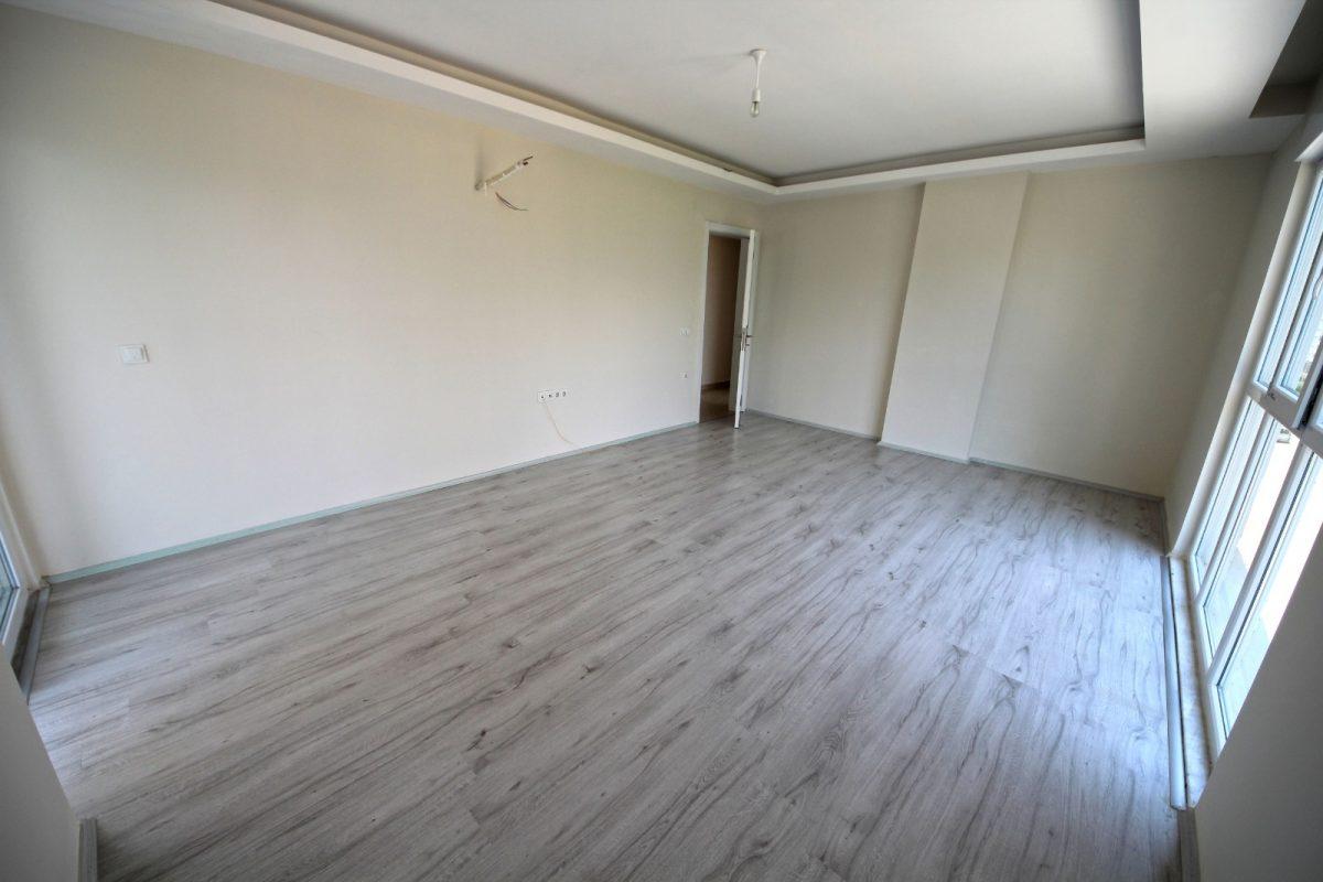 MAY519 - Photo 10