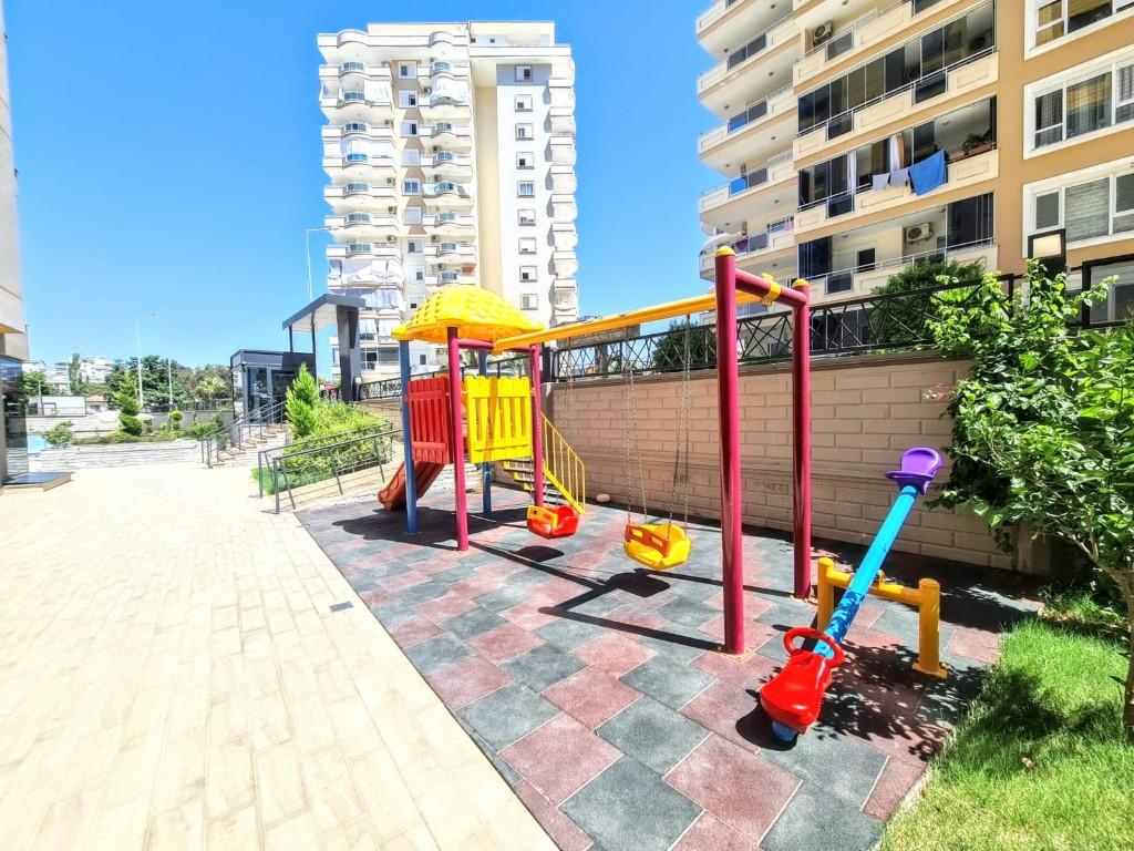 MAY501 - Photo 24
