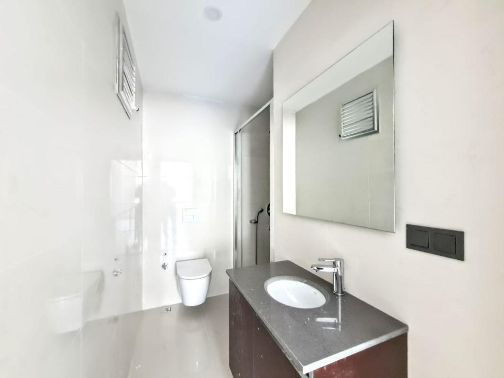 MAY501 - Photo 20