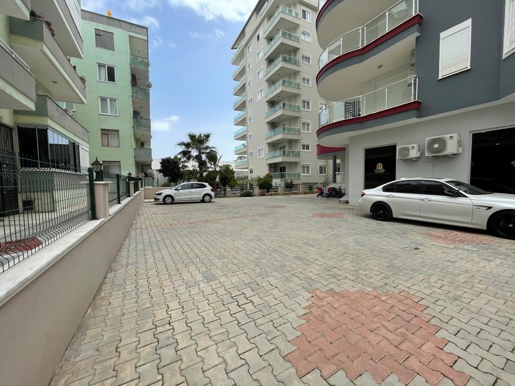 MAY546 - Photo 2