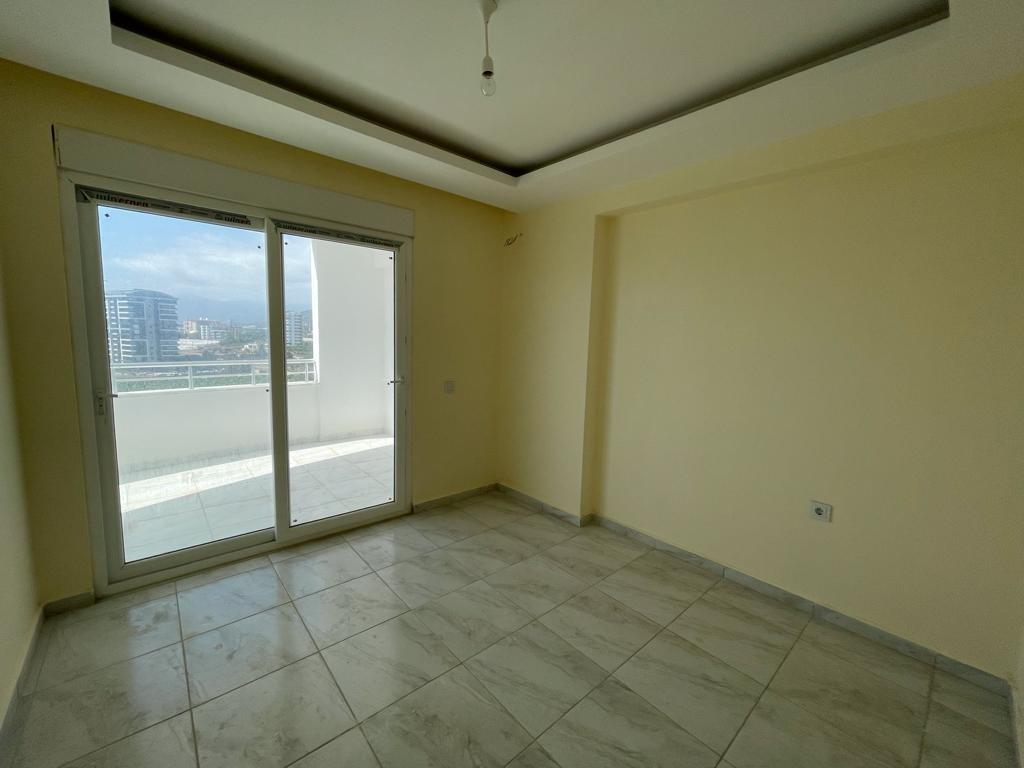 MAY538 - Photo 16