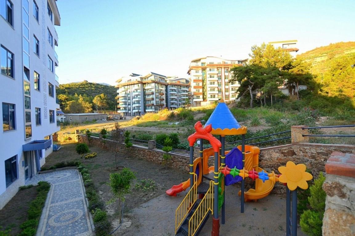 MAY499 - Photo 22