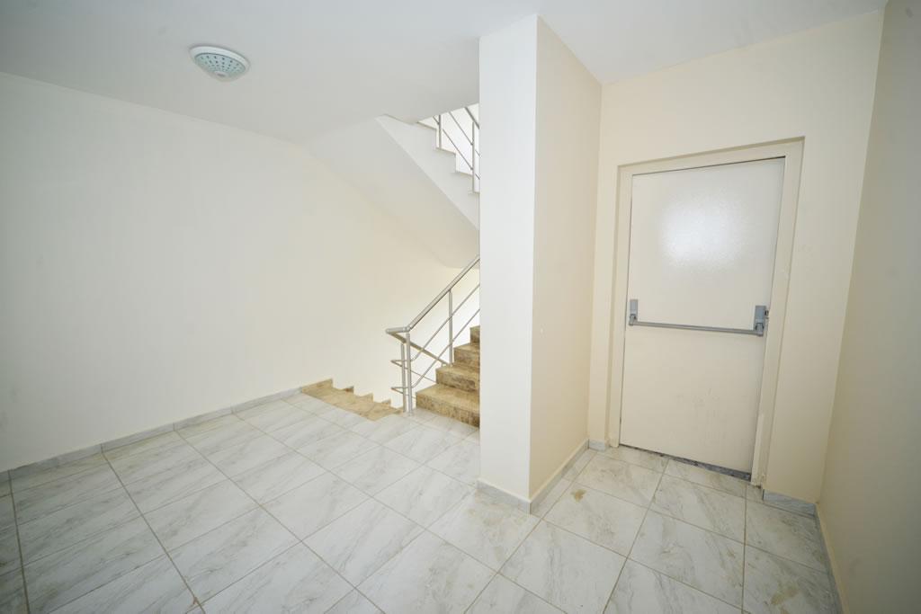 MAY578 - Photo 6