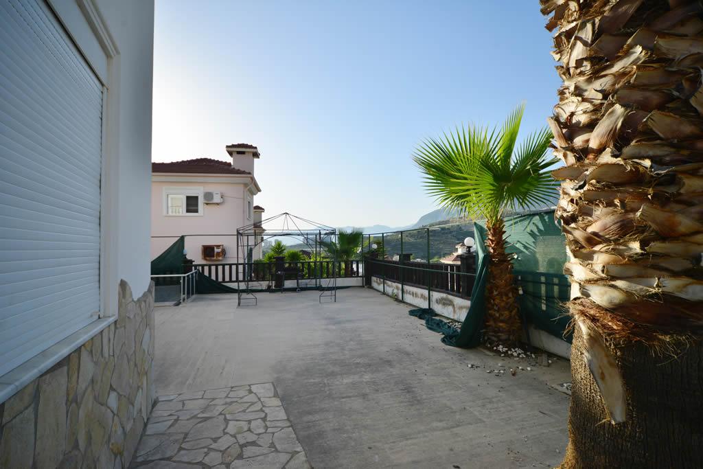 MAY576 - Photo 5