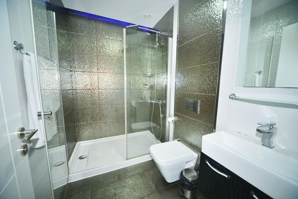 MAY573 - Photo 14