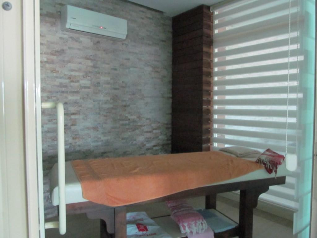 MAY659 - Photo 17