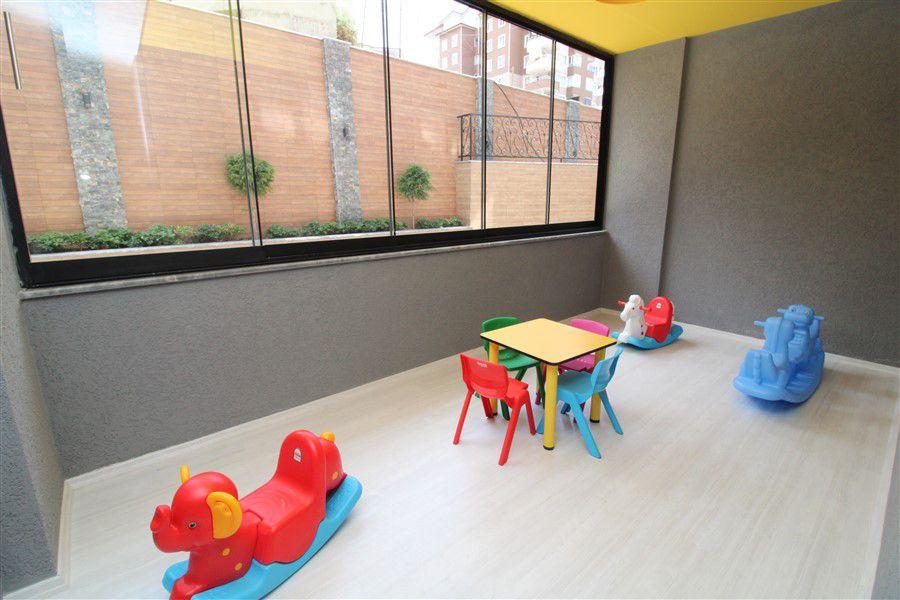 MAY612 - Photo 12