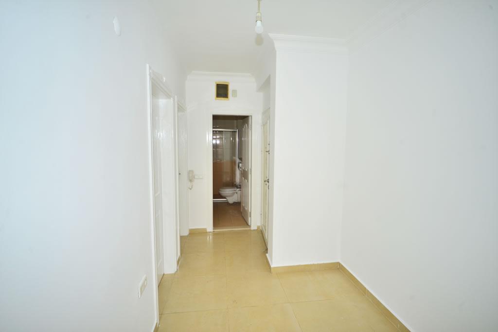 MAY577 - Photo 13