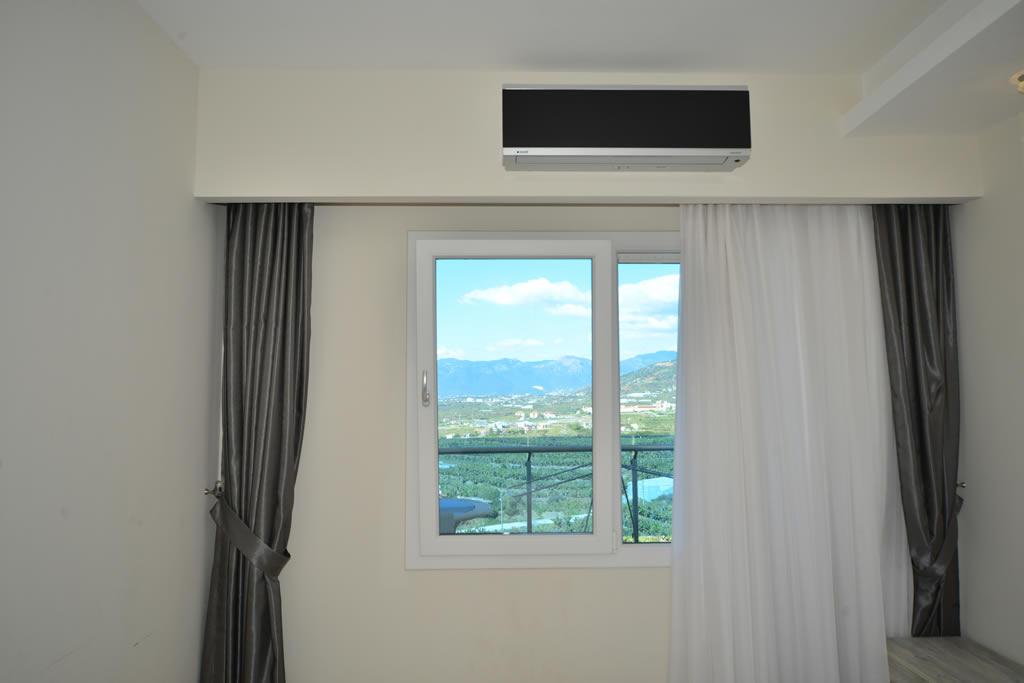 MAY580 - Photo 11