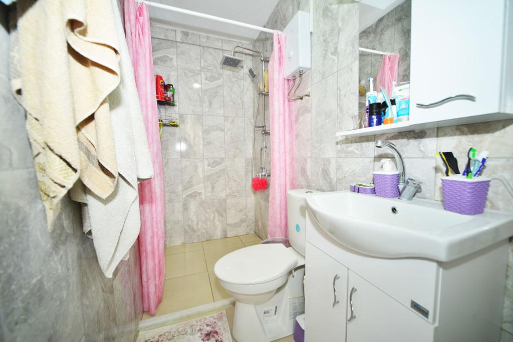 MAY578 - Photo 22