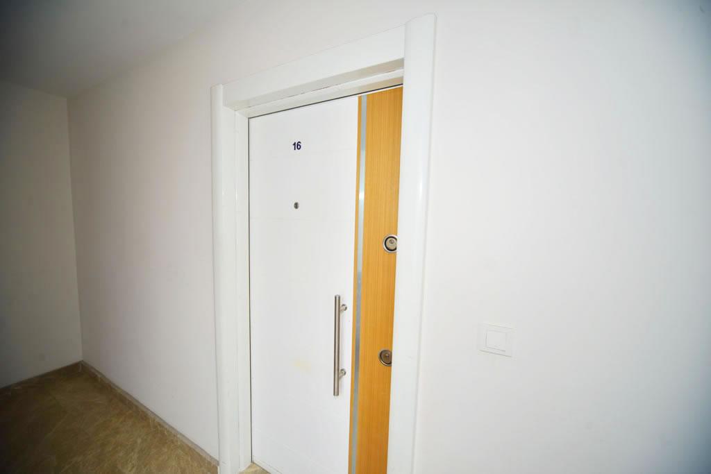 MAY568 - Photo 14