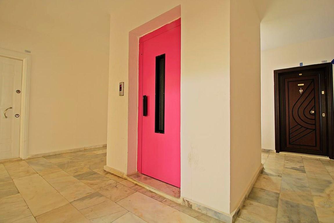 MAY588 - Photo 24