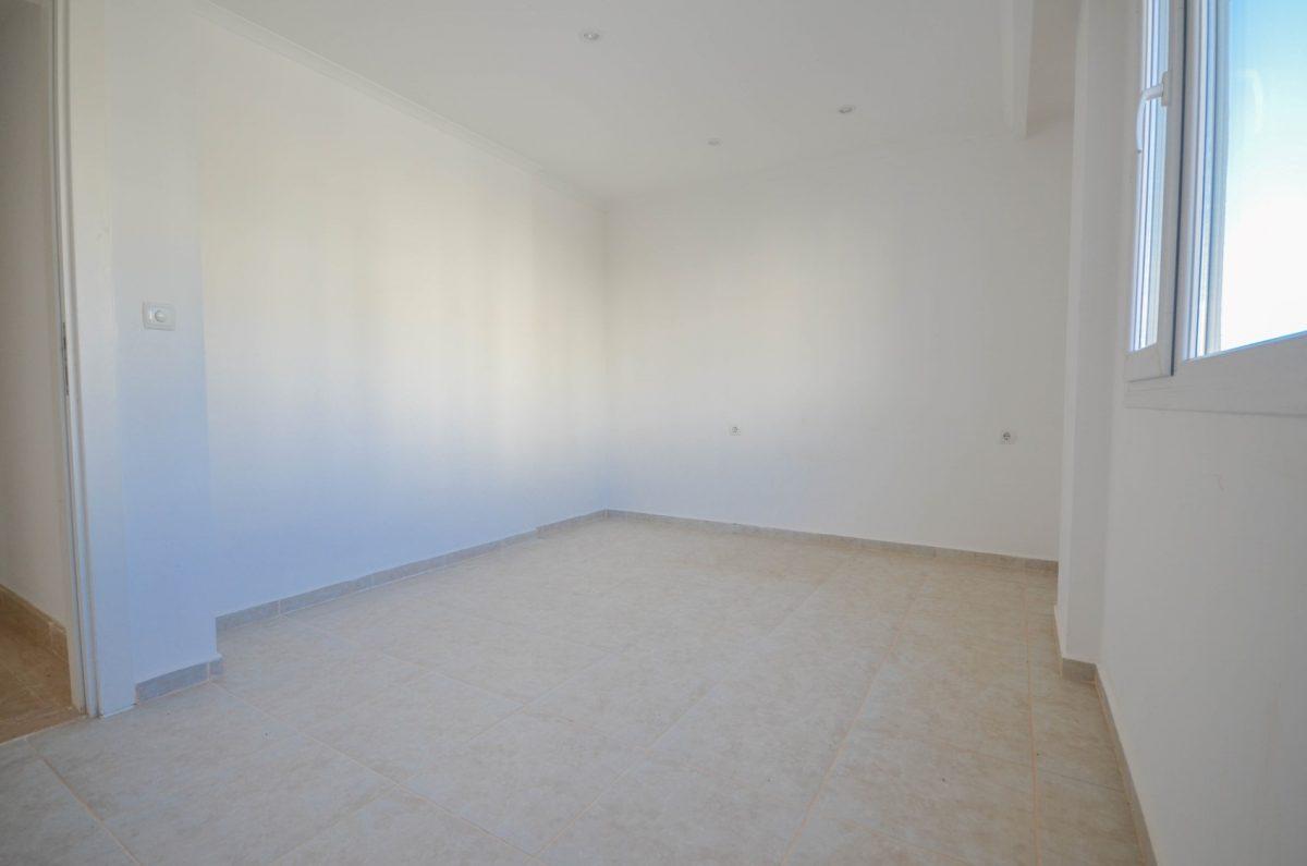 MAY603 - Photo 5