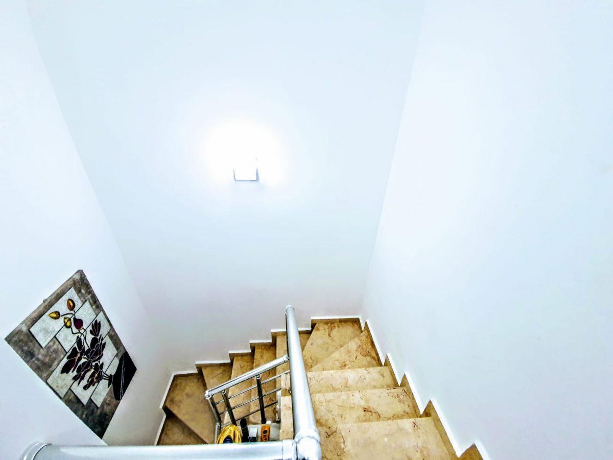 MAY647 - Photo 14