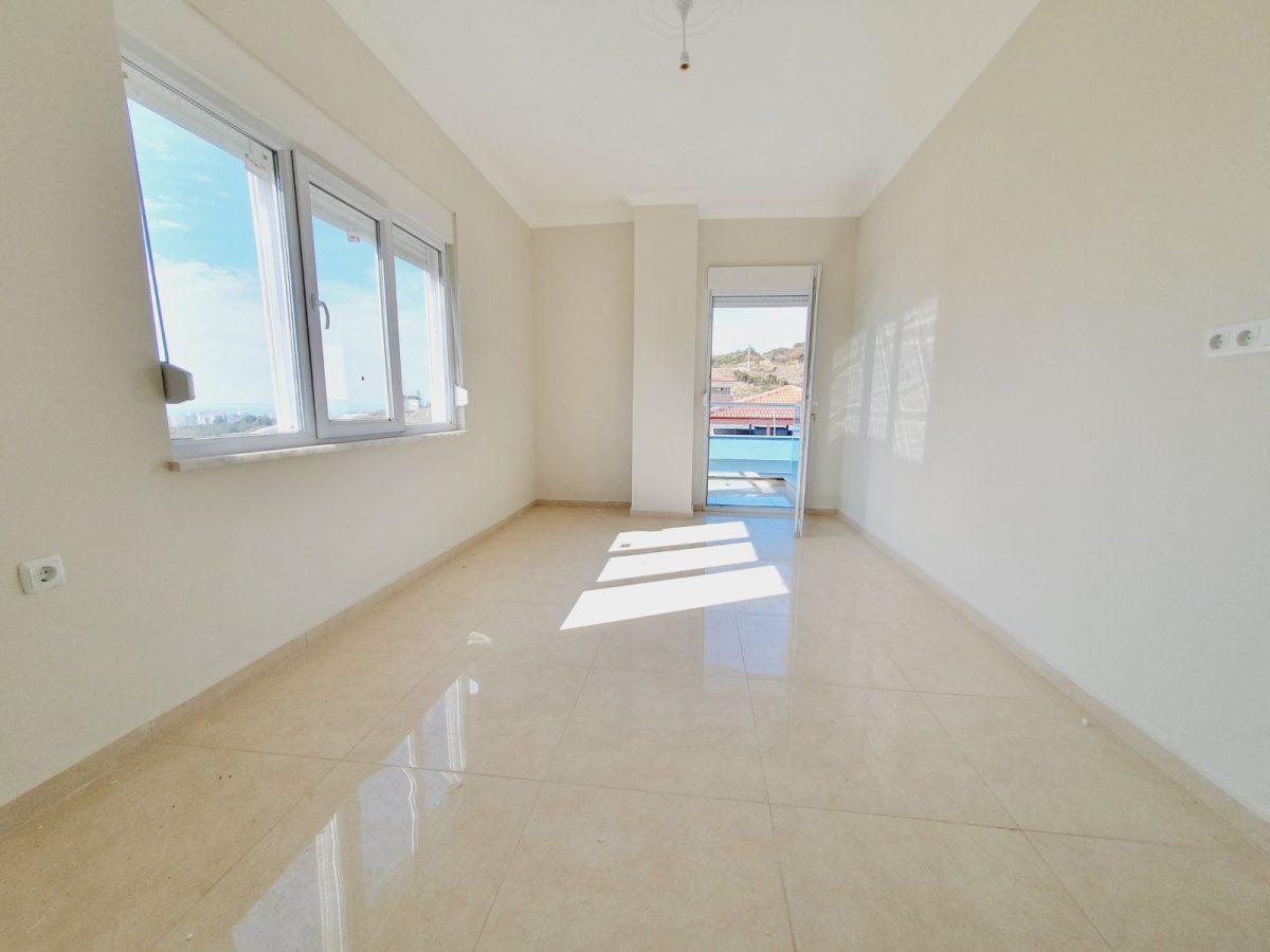 MAY651 - Photo 15