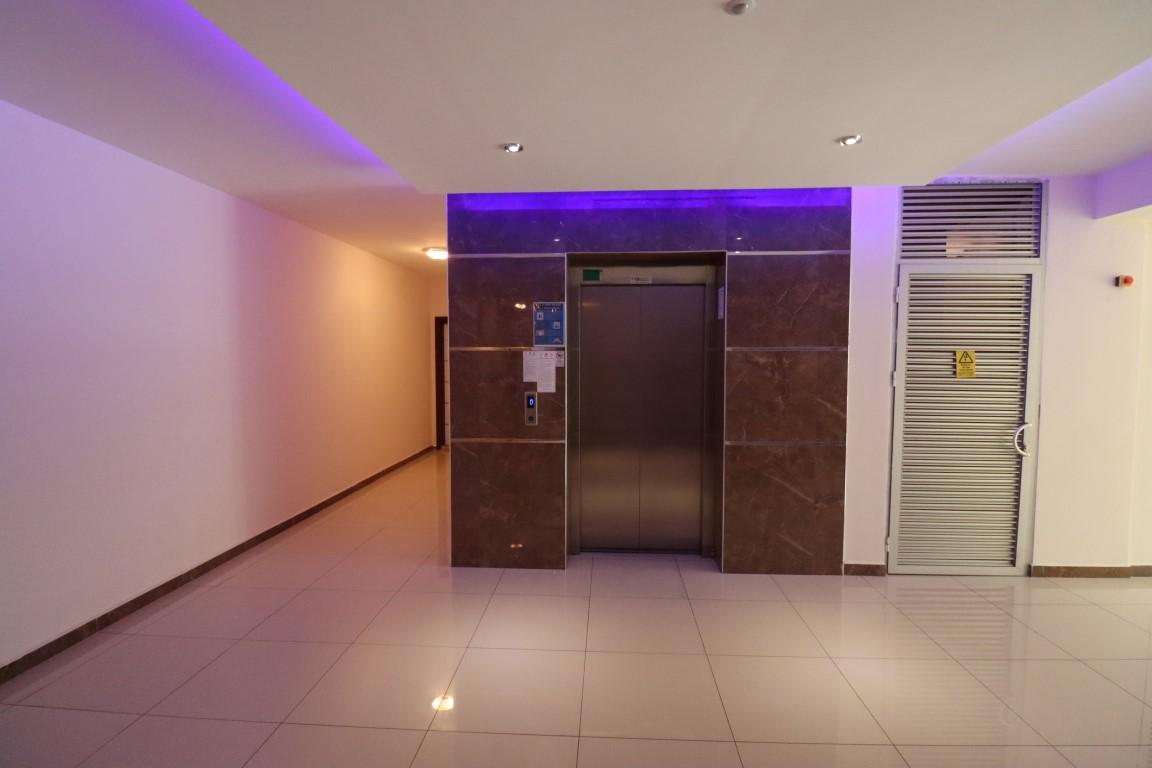 MAY571 - Photo 22