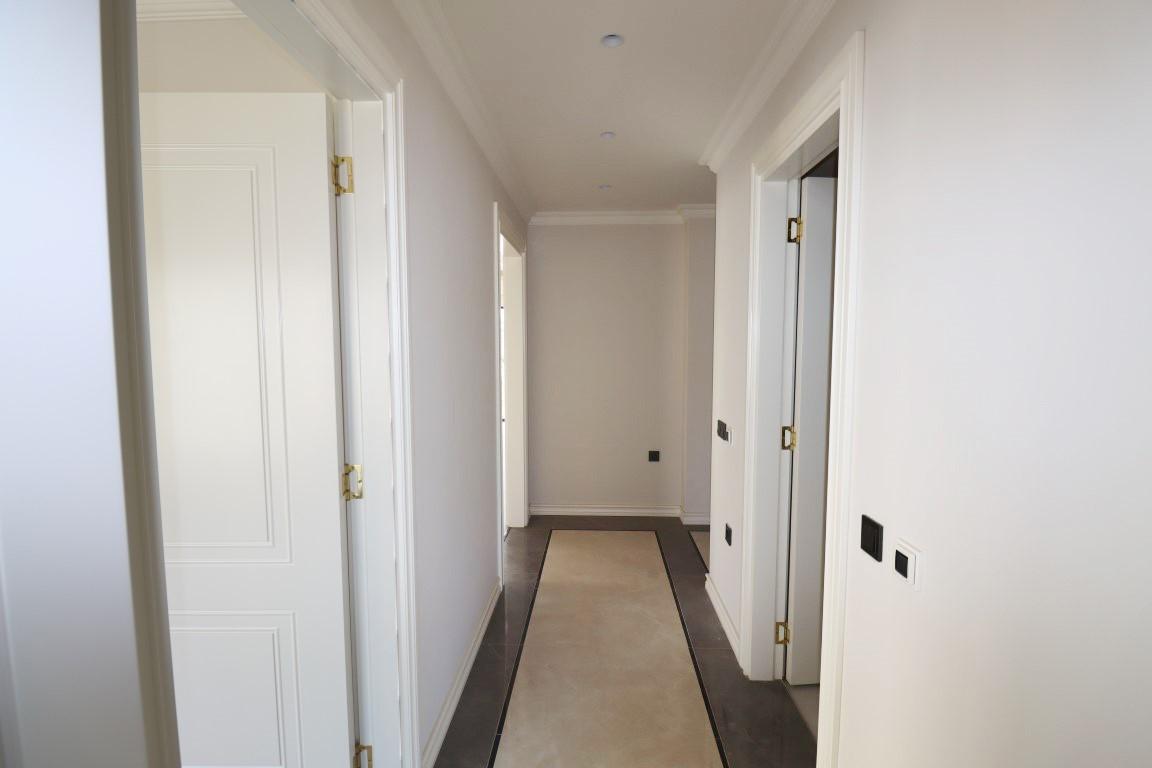 MAY642 - Photo 27