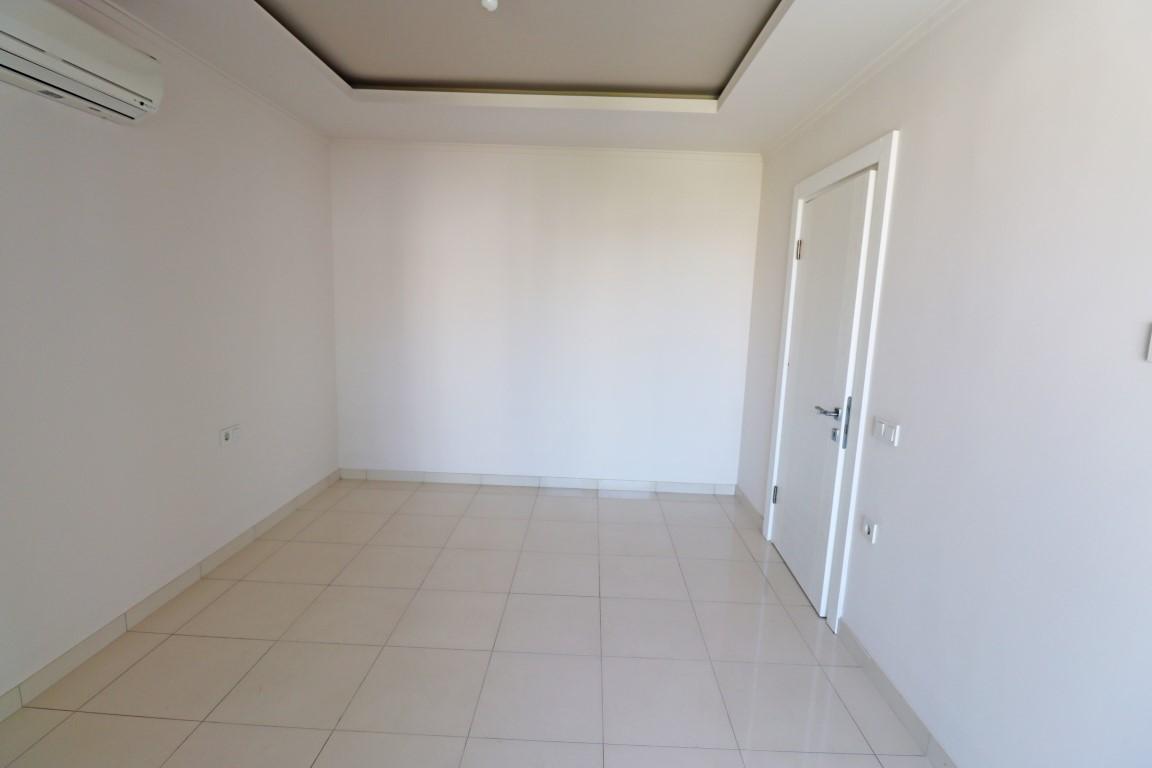 MAY679 - Photo 38