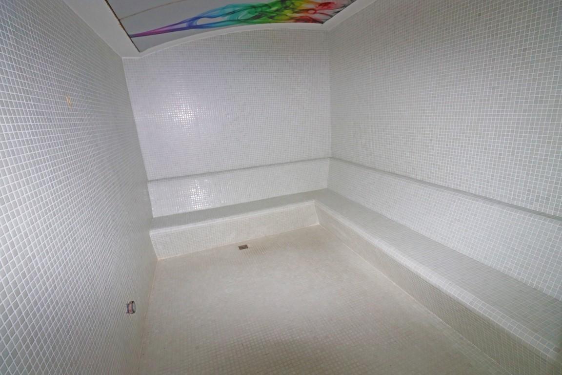 MAY678 - Photo 26