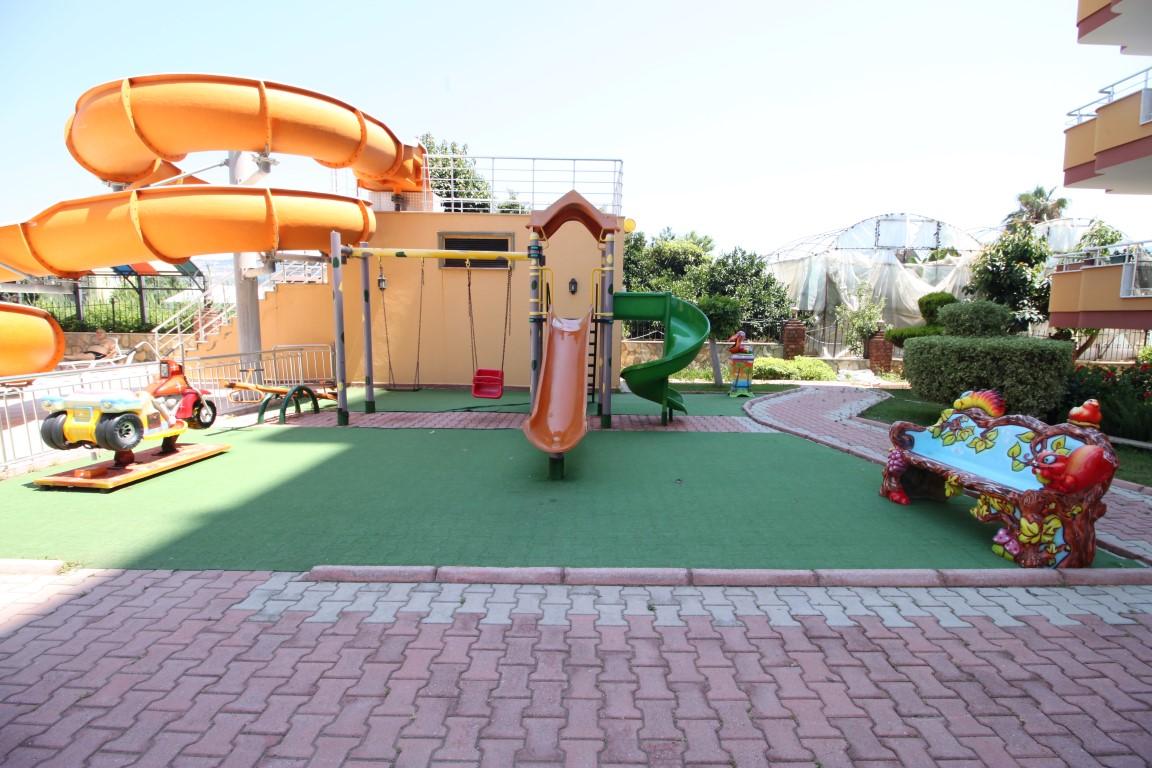 MAY763 - Photo 8