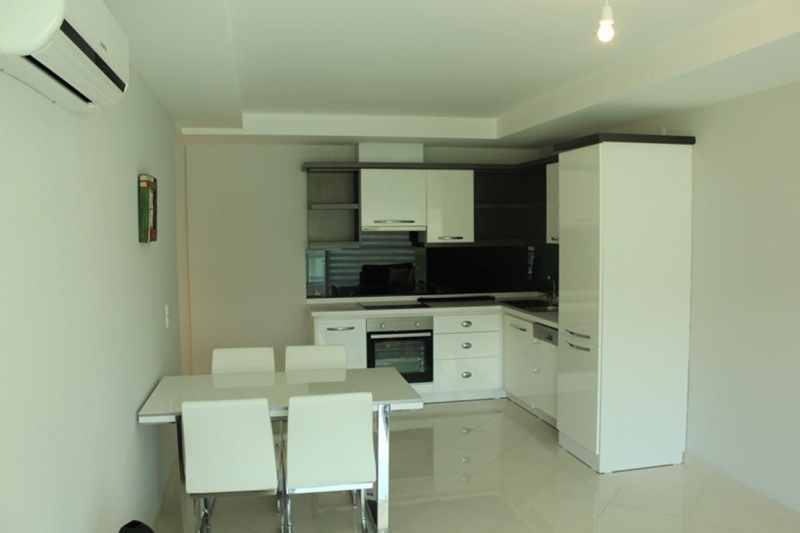 MAY699 - Photo 8