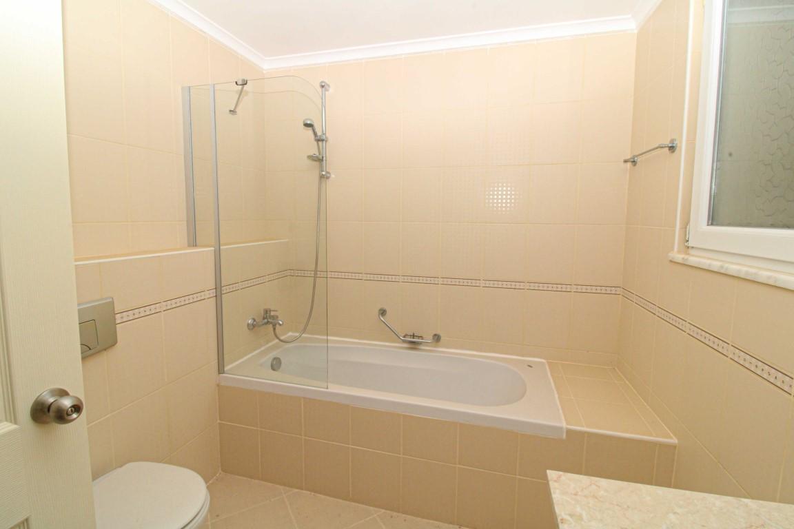 MAY712 - Photo 25