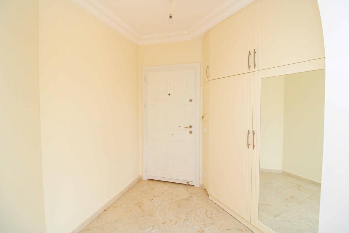 MAY714 - Photo 24