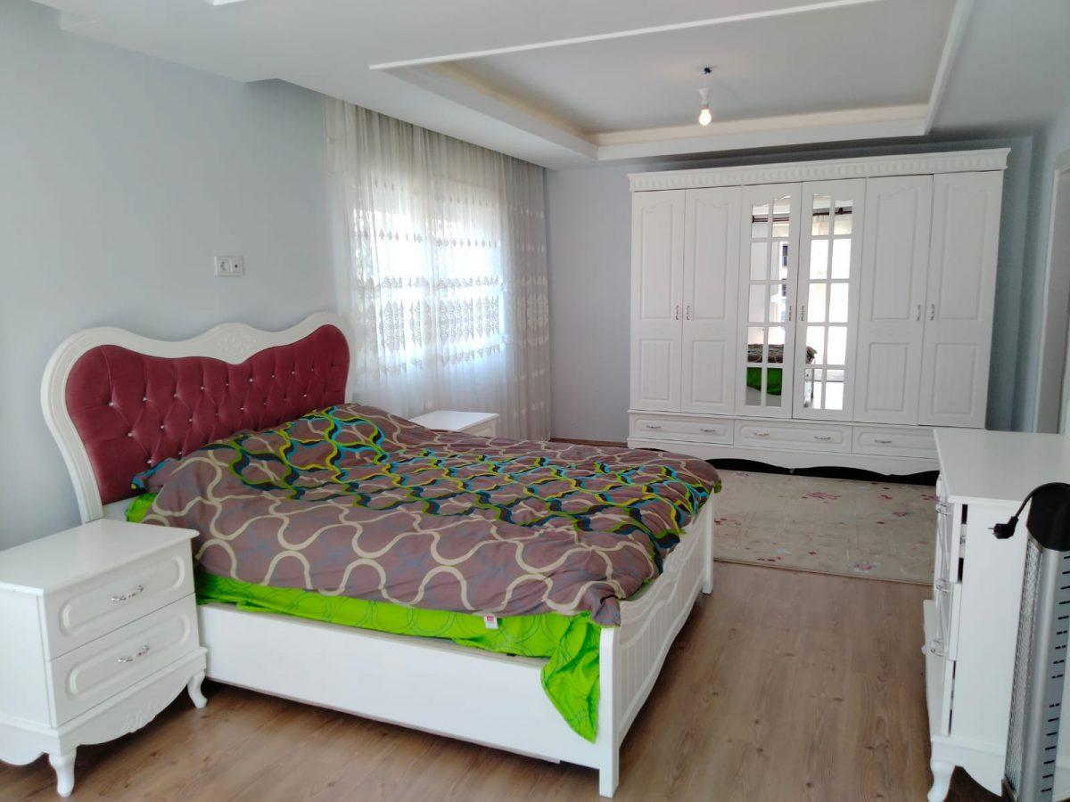 MAY660 - Photo 32