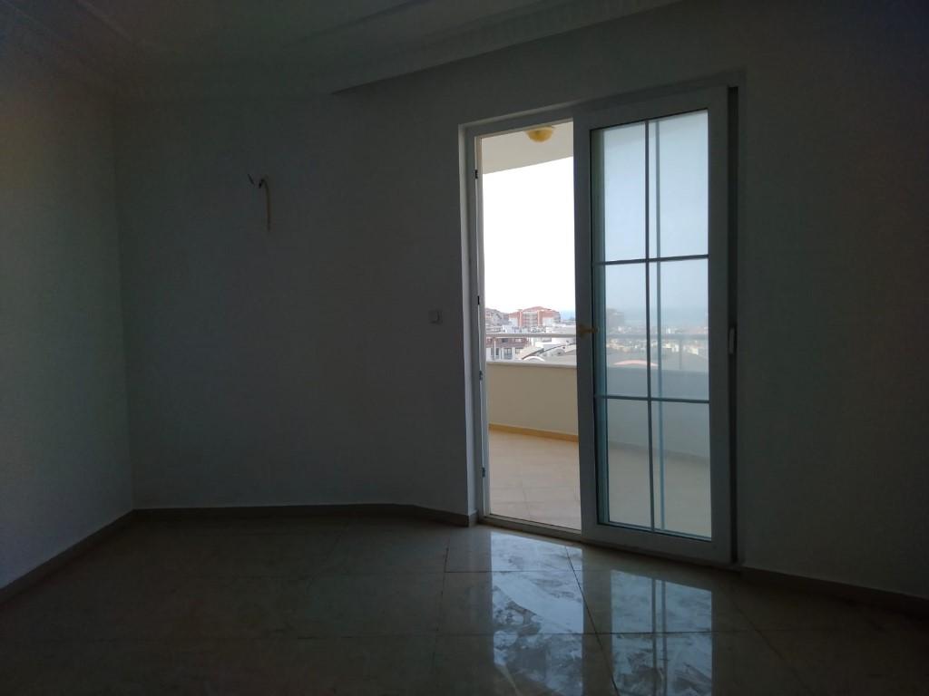 MAY670 - Photo 11