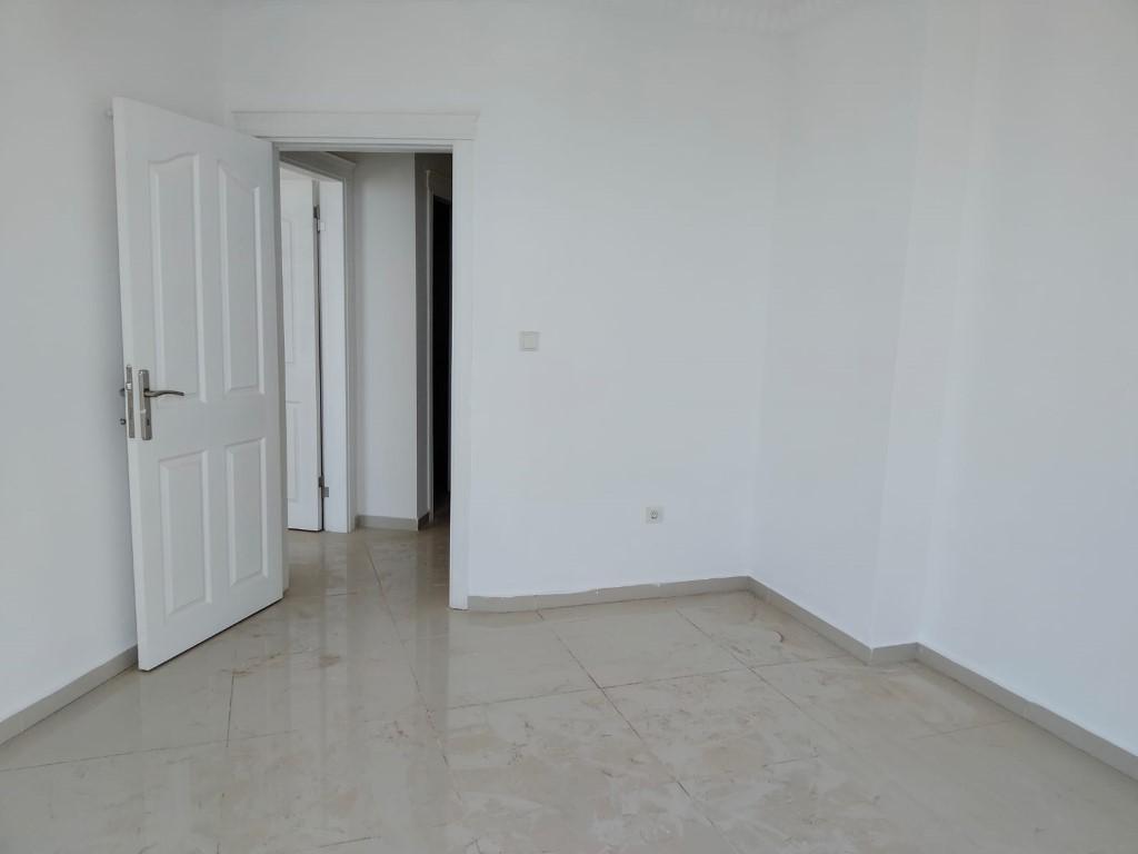 MAY670 - Photo 10