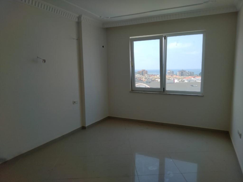 MAY670 - Photo 13