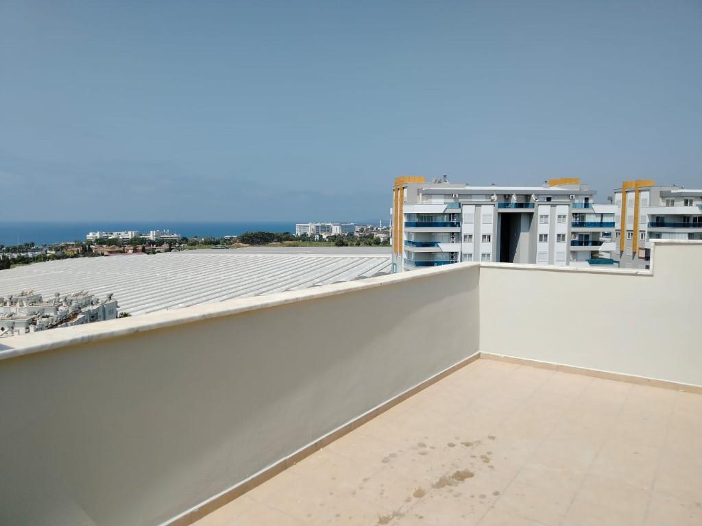 MAY694 - Photo 24