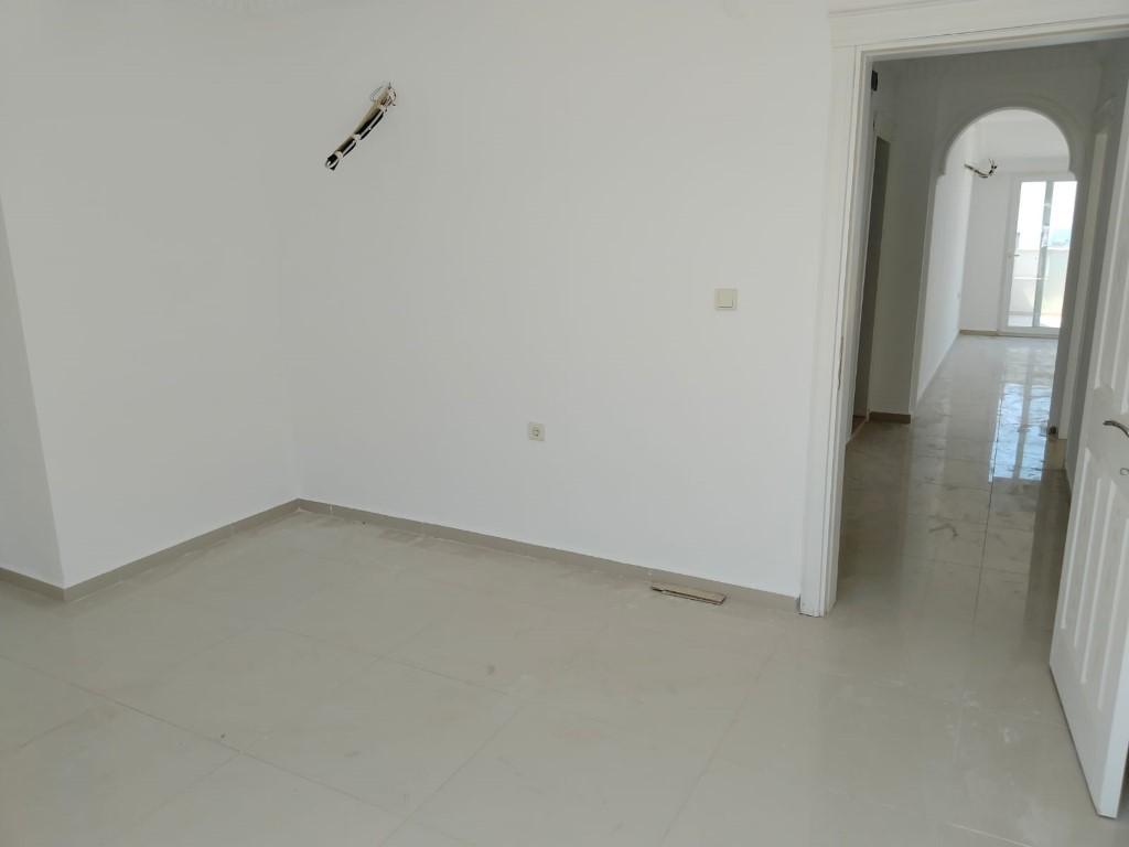 MAY694 - Photo 9