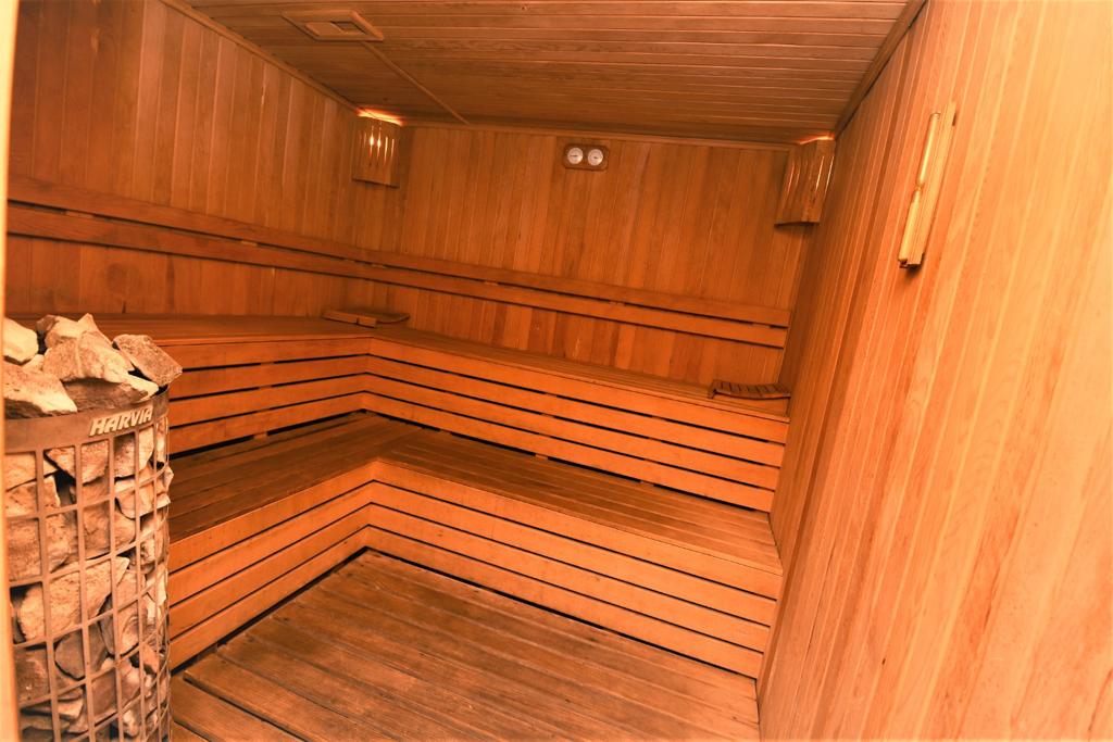 MAY773 - Photo 16