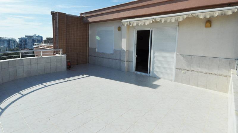 MAY725 - Photo 27