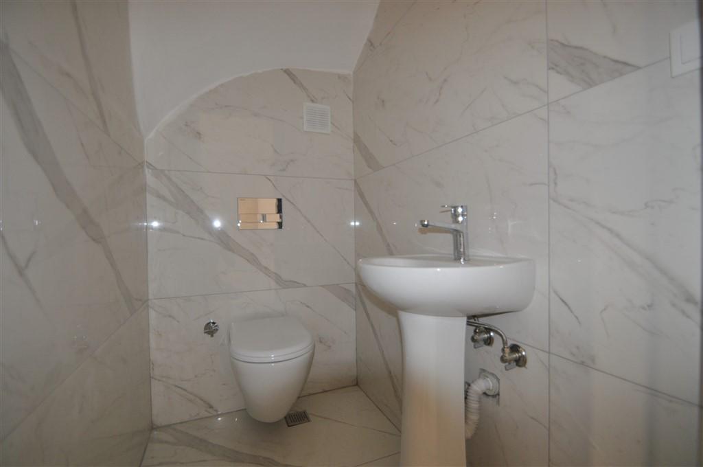MAY1027 - Photo 26