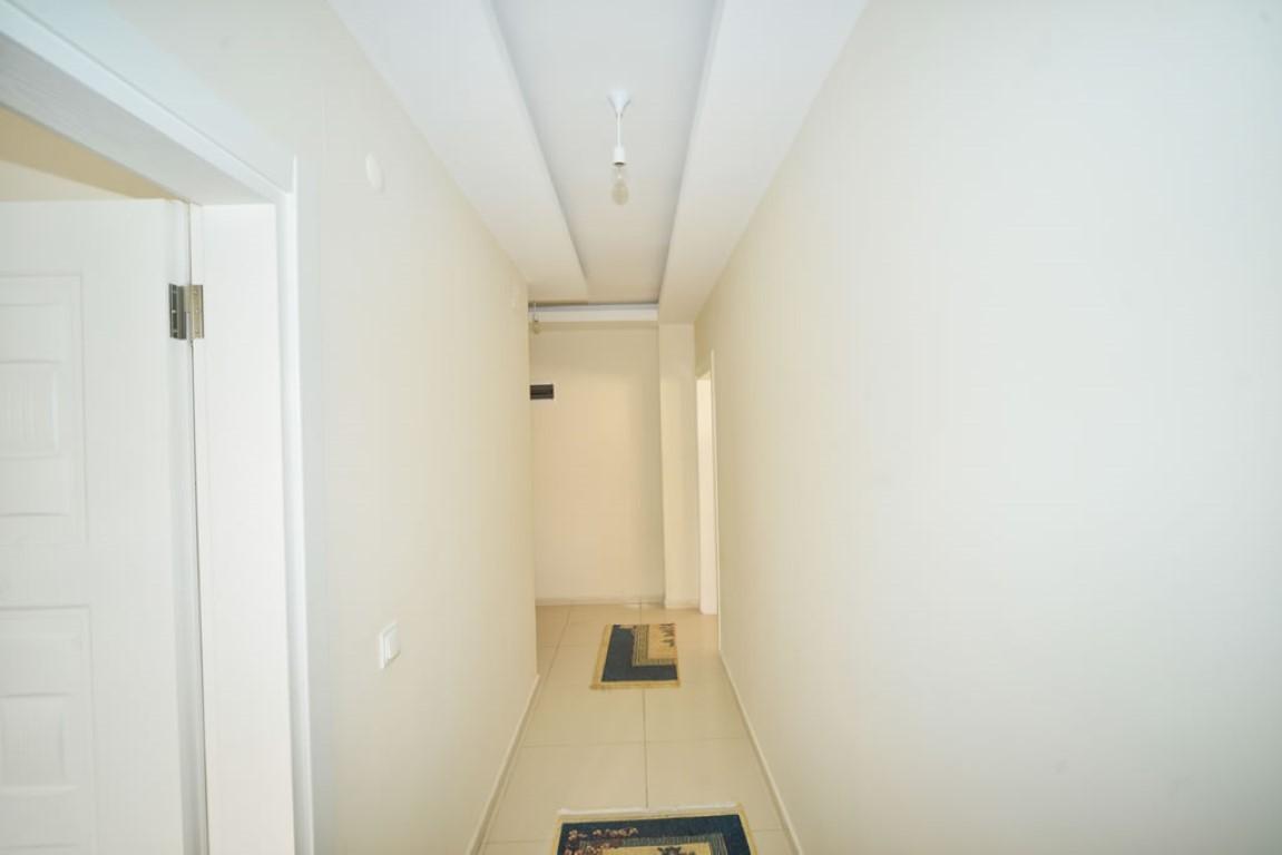 MAY920 - Photo 17