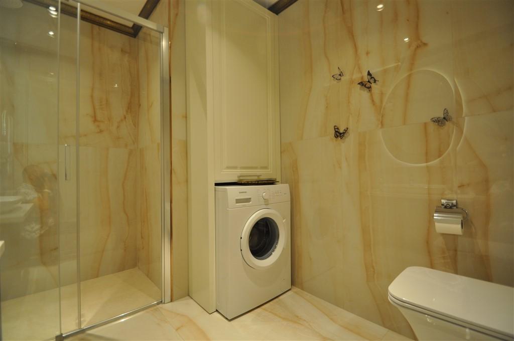 MAY1003 - Photo 44