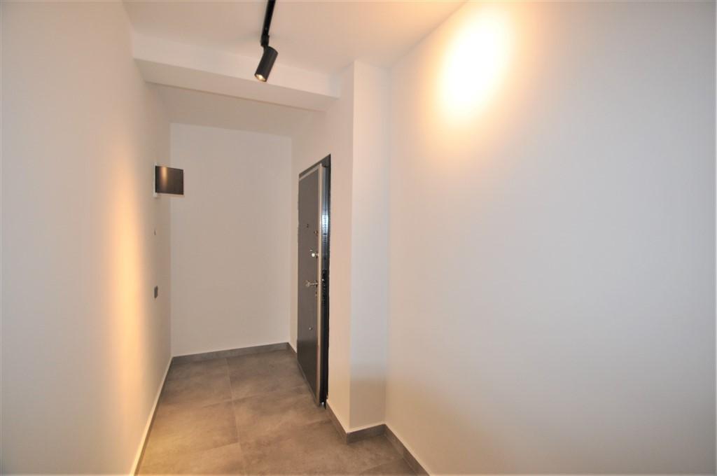 MAY977 - Photo 20